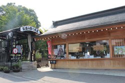 画像1: 会津若松市内から鶴ケ城や武家屋敷や飯盛山や会津漆器など観光して会津若松市内へのタクシー手配