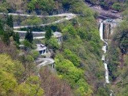 画像1: 日光市内から東照宮輪王寺二荒山神社やいろは坂を観光して中禅寺湖温泉へのタクシー手配