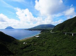 画像1: 八丈島から大里玉石垣や大阪トンネル展望台や裏見ケ滝や名古の展望台など見学して八丈島へのタクシー手配