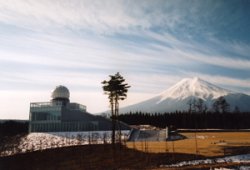 画像1: 修善寺温泉から花の都公園や忍野八海や富士山レーダードーム館を見学して河口湖へのタクシー手配