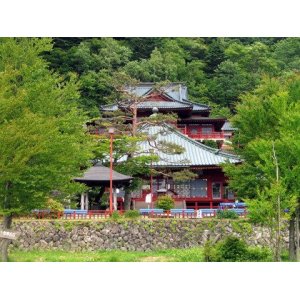 画像: 日光市内から東照宮輪王寺二荒山神社やいろは坂や立木観音や華厳の滝など観光して中禅寺温泉へのタクシー手配