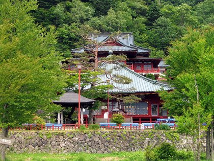 画像1: 日光市内から東照宮輪王寺二荒山神社やいろは坂や立木観音や華厳の滝など観光して中禅寺温泉へのタクシー手配