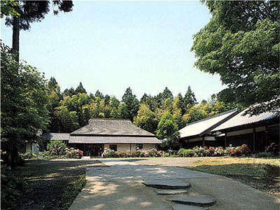 画像1: 那須塩原駅から乃木神社や光丸山法輪寺や侍塚古墳や雲巌寺や芭蕉の館を観光して那須温泉へのタクシー手配