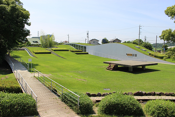 画像1: 中部空港から新美南吉記念館や国盛酒の文化館又はミツカンミュージアムを見学して名古屋駅ヘのタクシー手配